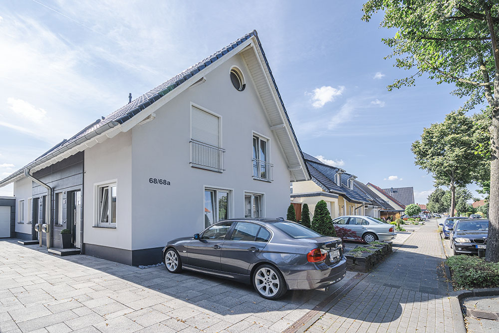 Außenansicht einer bereits verkauften Doppelhaushälfte - Ihr Immobilienmakler KRAN IMMO in Paderborn